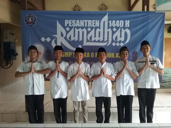 Remaja Islam Sekolah (ROHIS)